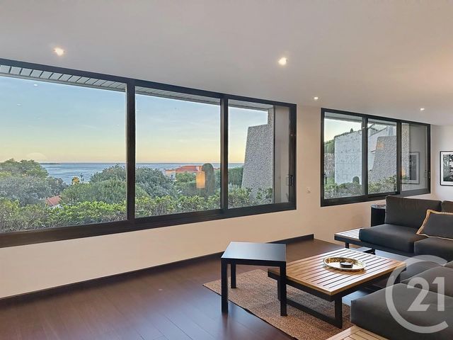 Appartement F4 à vendre - 4 pièces - 132.06 m2 - CANNES - 06 - PROVENCE-ALPES-COTE-D-AZUR - Century 21 Hanna Logis