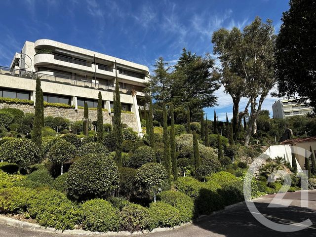 Appartement F4 à vendre - 4 pièces - 132.06 m2 - CANNES - 06 - PROVENCE-ALPES-COTE-D-AZUR - Century 21 Hanna Logis