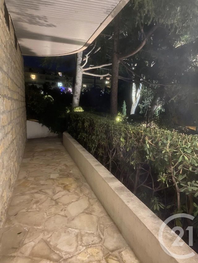 Appartement F4 à vendre - 4 pièces - 132.06 m2 - CANNES - 06 - PROVENCE-ALPES-COTE-D-AZUR - Century 21 Hanna Logis