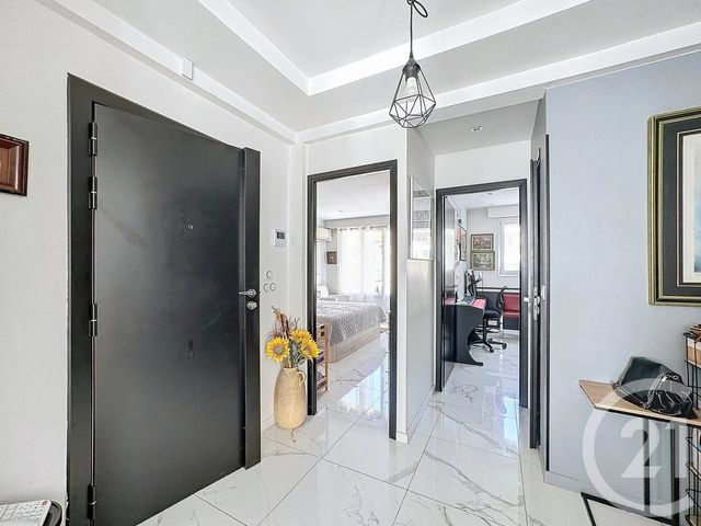 Appartement T4 à vendre - 4 pièces - 87.44 m2 - JUAN LES PINS - 06 - PROVENCE-ALPES-COTE-D-AZUR - Century 21 Hanna Logis