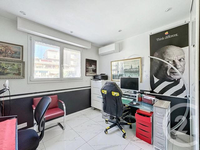 Appartement T4 à vendre - 4 pièces - 87.44 m2 - JUAN LES PINS - 06 - PROVENCE-ALPES-COTE-D-AZUR - Century 21 Hanna Logis