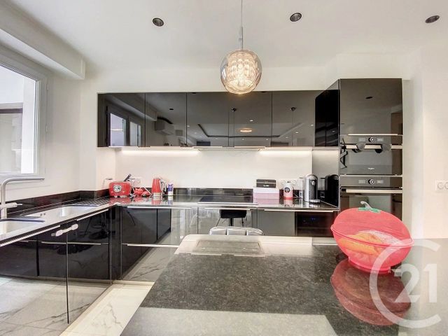 Appartement T4 à vendre - 4 pièces - 87.44 m2 - JUAN LES PINS - 06 - PROVENCE-ALPES-COTE-D-AZUR - Century 21 Hanna Logis