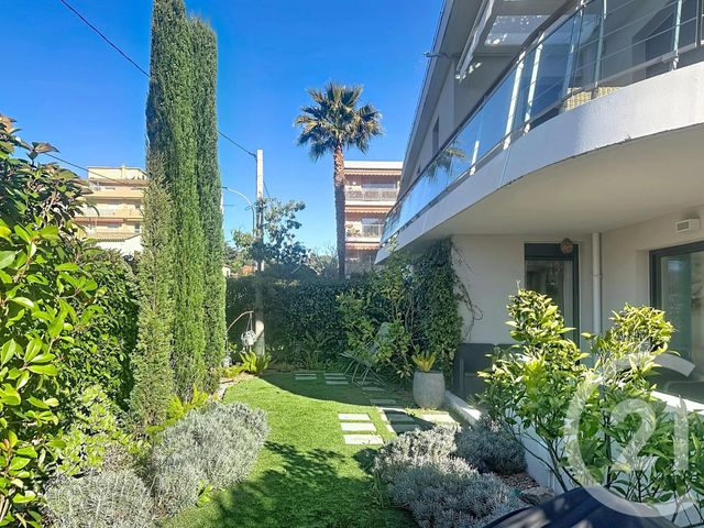 Appartement F2 à vendre - 2 pièces - 47.51 m2 - ANTIBES - 06 - PROVENCE-ALPES-COTE-D-AZUR - Century 21 Hanna Logis
