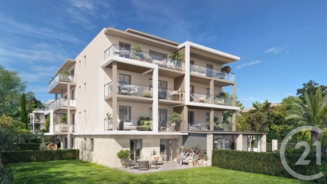 Appartement F4 à vendre - 4 pièces - 89.45 m2 - LE GOLFE JUAN - 06 - PROVENCE-ALPES-COTE-D-AZUR - Century 21 Hanna Logis
