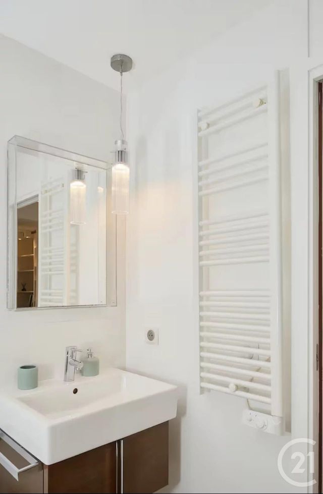 Appartement F2 à vendre - 3 pièces - 64.19 m2 - CANNES - 06 - PROVENCE-ALPES-COTE-D-AZUR - Century 21 Hanna Logis