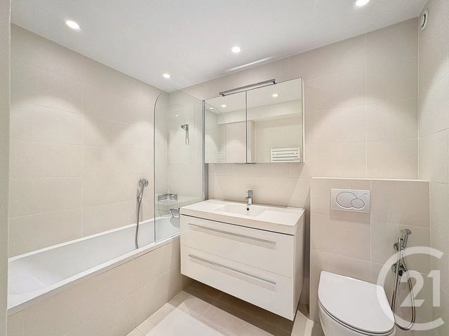 Appartement Duplex à vendre - 3 pièces - 81.69 m2 - ANTIBES - 06 - PROVENCE-ALPES-COTE-D-AZUR - Century 21 Hanna Logis