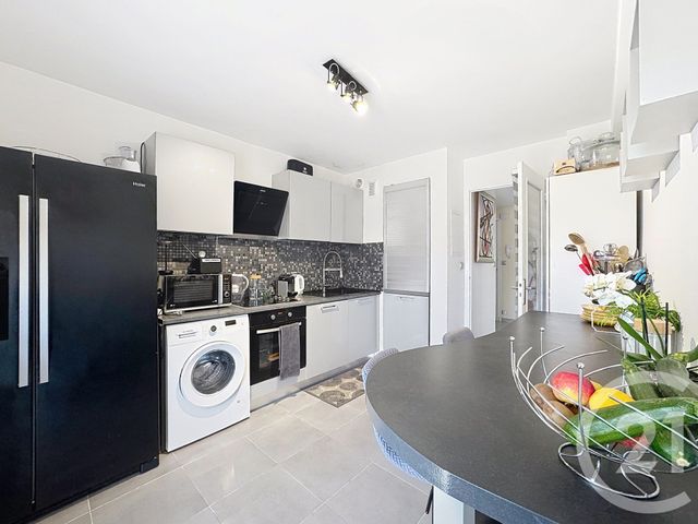 Appartement F3 à vendre - 4 pièces - 76.72 m2 - ANTIBES - 06 - PROVENCE-ALPES-COTE-D-AZUR - Century 21 Hanna Logis