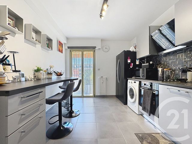 Appartement F3 à vendre - 4 pièces - 76.72 m2 - ANTIBES - 06 - PROVENCE-ALPES-COTE-D-AZUR - Century 21 Hanna Logis