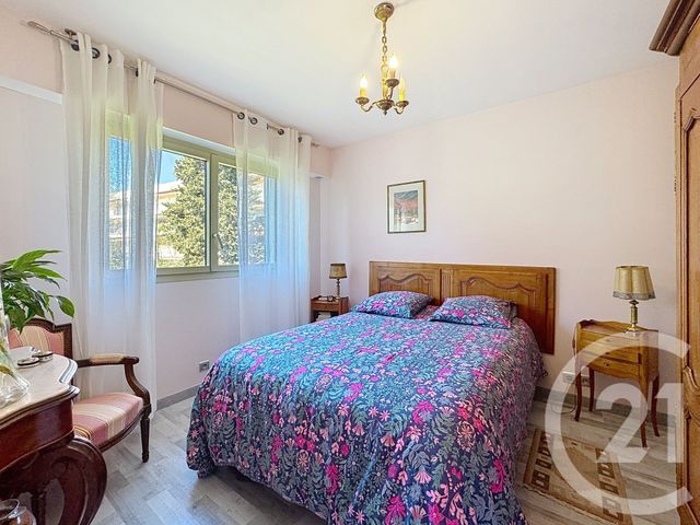 Appartement F3 à vendre - 4 pièces - 76.72 m2 - ANTIBES - 06 - PROVENCE-ALPES-COTE-D-AZUR - Century 21 Hanna Logis