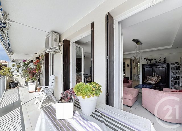 Appartement F4 à vendre - 4 pièces - 82.99 m2 - JUAN LES PINS - 06 - PROVENCE-ALPES-COTE-D-AZUR - Century 21 Hanna Logis