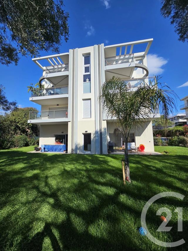 Appartement F3 à vendre - 3 pièces - 62.46 m2 - ANTIBES - 06 - PROVENCE-ALPES-COTE-D-AZUR - Century 21 Hanna Logis