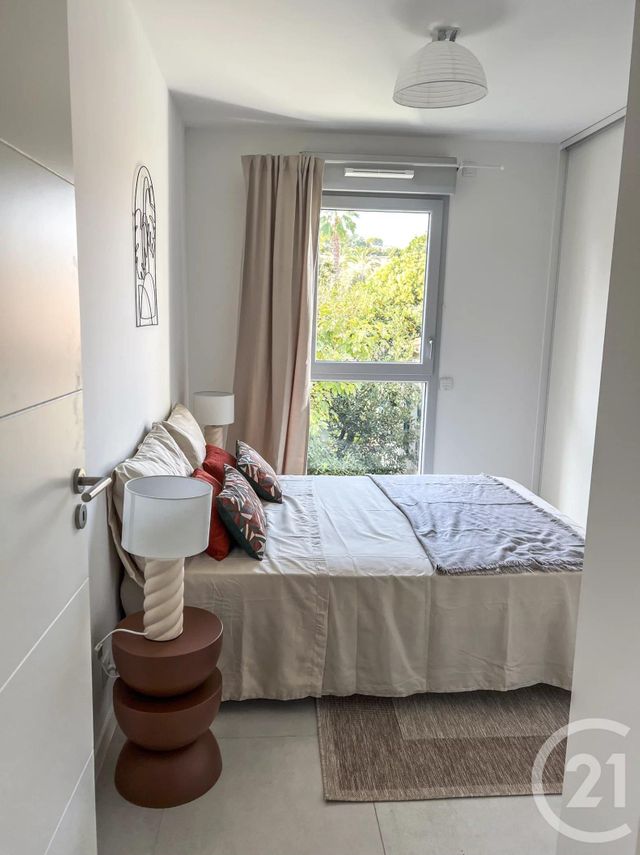 Appartement Duplex à vendre - 4 pièces - 111.28 m2 - ANTIBES - 06 - PROVENCE-ALPES-COTE-D-AZUR - Century 21 Hanna Logis