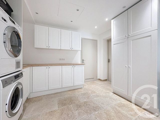 maison à vendre - 8 pièces - 266.58 m2 - JUAN LES PINS - 06 - PROVENCE-ALPES-COTE-D-AZUR - Century 21 Hanna Logis