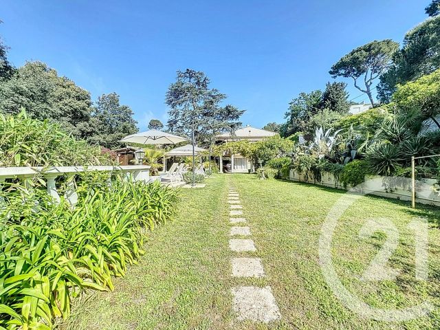 maison à vendre - 8 pièces - 266.58 m2 - JUAN LES PINS - 06 - PROVENCE-ALPES-COTE-D-AZUR - Century 21 Hanna Logis