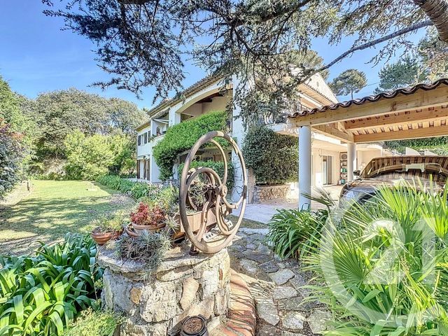 maison à vendre - 8 pièces - 266.58 m2 - JUAN LES PINS - 06 - PROVENCE-ALPES-COTE-D-AZUR - Century 21 Hanna Logis