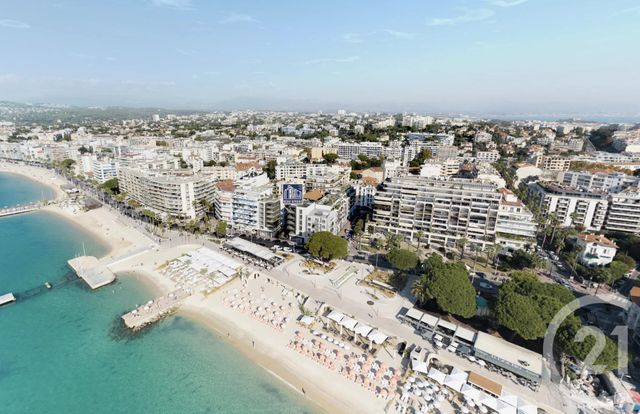 Appartement F4 à vendre - 4 pièces - 168.62 m2 - JUAN LES PINS - 06 - PROVENCE-ALPES-COTE-D-AZUR - Century 21 Hanna Logis