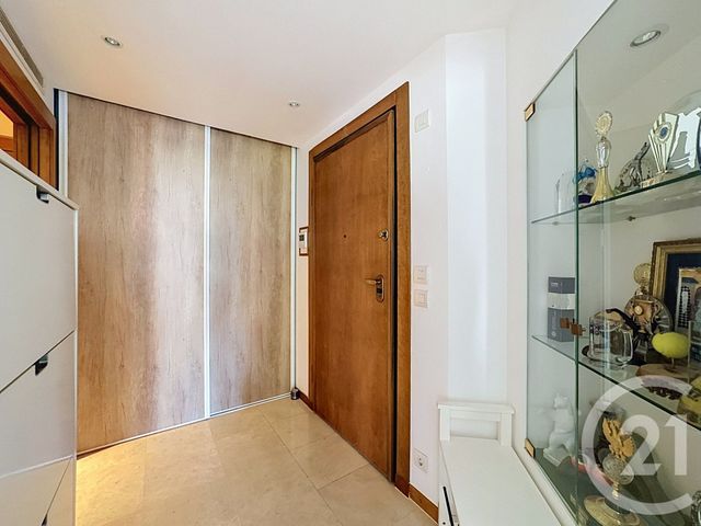 Appartement F3 à vendre - 3 pièces - 76.63 m2 - ANTIBES - 06 - PROVENCE-ALPES-COTE-D-AZUR - Century 21 Hanna Logis