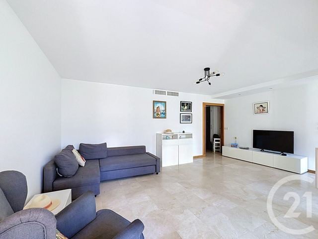 Appartement F3 à vendre - 3 pièces - 76.63 m2 - ANTIBES - 06 - PROVENCE-ALPES-COTE-D-AZUR - Century 21 Hanna Logis