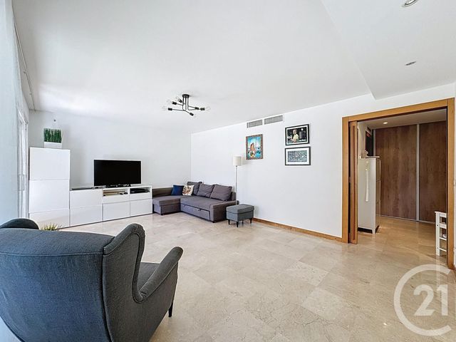 Appartement F3 à vendre - 3 pièces - 76.63 m2 - ANTIBES - 06 - PROVENCE-ALPES-COTE-D-AZUR - Century 21 Hanna Logis