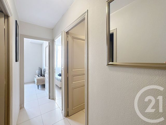Appartement F2 à vendre - 2 pièces - 30.61 m2 - ANTIBES - 06 - PROVENCE-ALPES-COTE-D-AZUR - Century 21 Hanna Logis