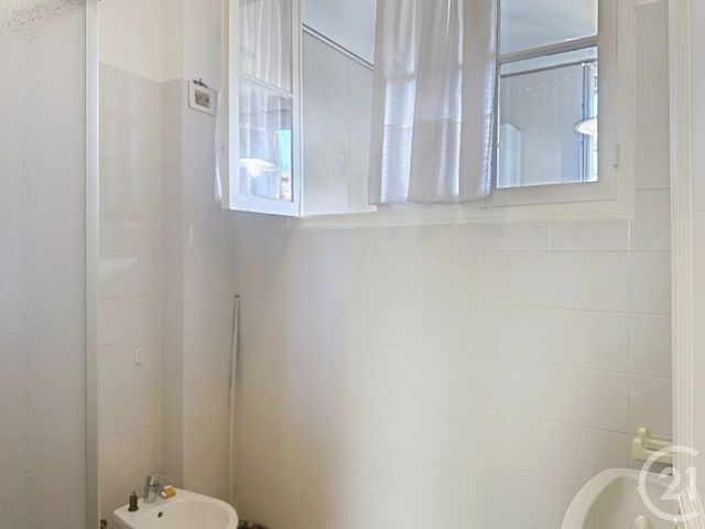 Appartement F2 à vendre - 2 pièces - 46.91 m2 - JUAN LES PINS - 06 - PROVENCE-ALPES-COTE-D-AZUR - Century 21 Hanna Logis