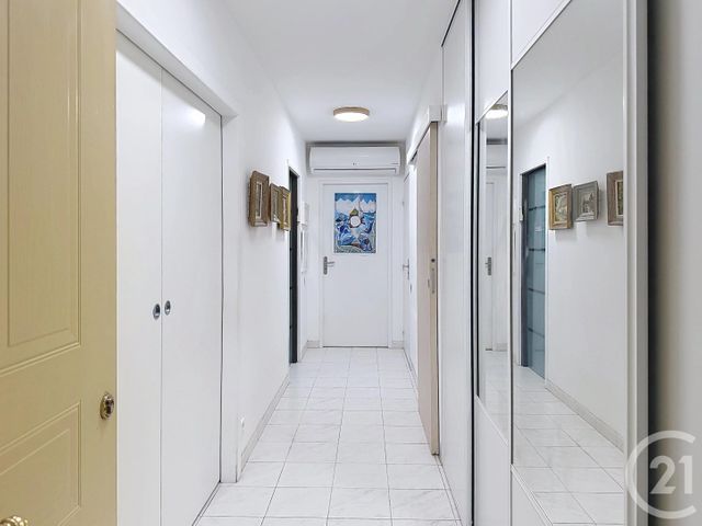 Appartement F4 à vendre - 5 pièces - 101.87 m2 - ANTIBES - 06 - PROVENCE-ALPES-COTE-D-AZUR - Century 21 Hanna Logis