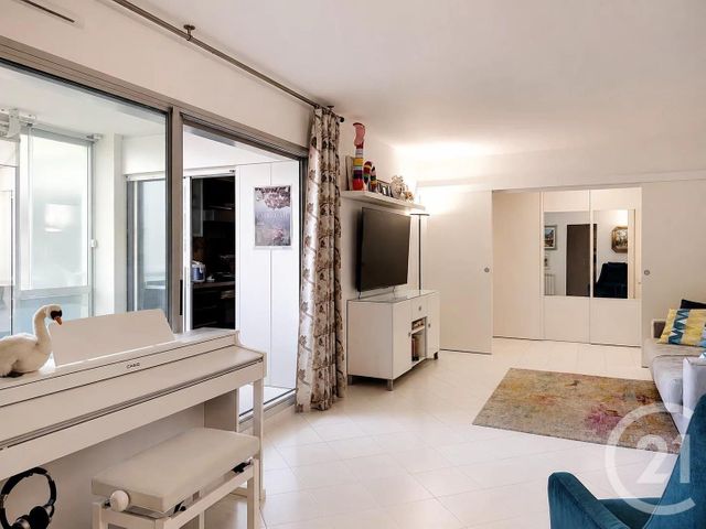 Appartement F4 à vendre - 5 pièces - 101.87 m2 - ANTIBES - 06 - PROVENCE-ALPES-COTE-D-AZUR - Century 21 Hanna Logis