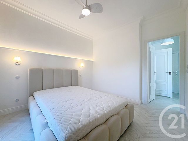 Appartement F2 à vendre - 2 pièces - 45.75 m2 - LA ROQUETTE SUR SIAGNE - 06 - PROVENCE-ALPES-COTE-D-AZUR - Century 21 Hanna Logis