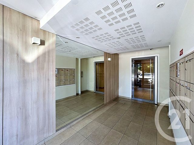 Appartement F2 à vendre - 2 pièces - 45.75 m2 - LA ROQUETTE SUR SIAGNE - 06 - PROVENCE-ALPES-COTE-D-AZUR - Century 21 Hanna Logis