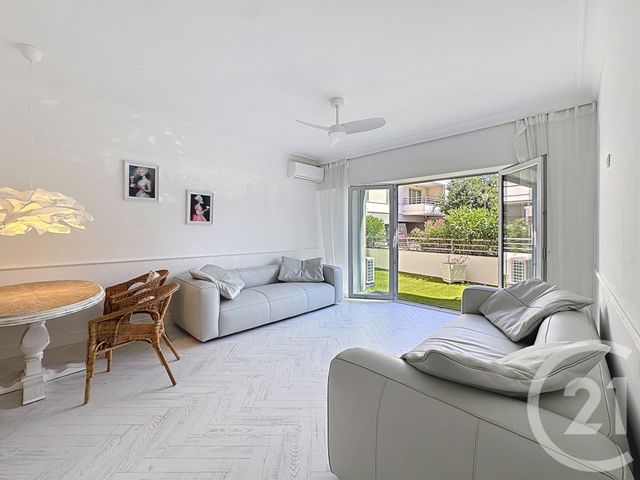 Appartement F2 à vendre - 2 pièces - 45.75 m2 - LA ROQUETTE SUR SIAGNE - 06 - PROVENCE-ALPES-COTE-D-AZUR - Century 21 Hanna Logis