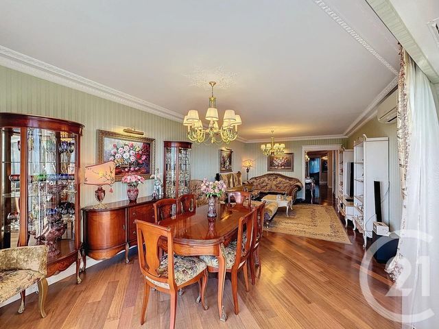 Appartement F4 à vendre - 4 pièces - 114.56 m2 - CANNES - 06 - PROVENCE-ALPES-COTE-D-AZUR - Century 21 Hanna Logis