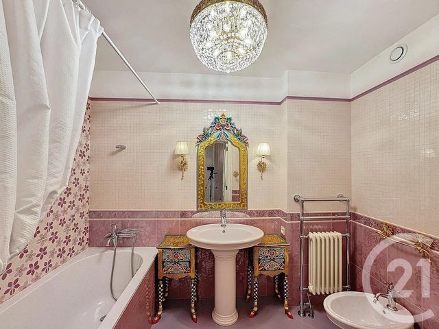 Appartement F4 à vendre - 4 pièces - 114.56 m2 - CANNES - 06 - PROVENCE-ALPES-COTE-D-AZUR - Century 21 Hanna Logis