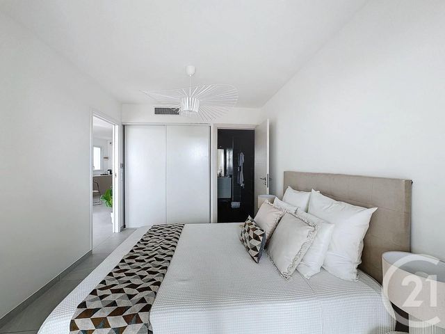 Appartement F4 à vendre - 4 pièces - 90.52 m2 - JUAN LES PINS - 06 - PROVENCE-ALPES-COTE-D-AZUR - Century 21 Hanna Logis