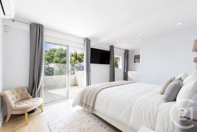 maison à vendre - 7 pièces - 234.95 m2 - MOUGINS - 06 - PROVENCE-ALPES-COTE-D-AZUR - Century 21 Hanna Logis