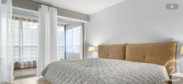 Appartement F5 à vendre - 5 pièces - 181.23 m2 - LE GOLFE JUAN - 06 - PROVENCE-ALPES-COTE-D-AZUR - Century 21 Hanna Logis