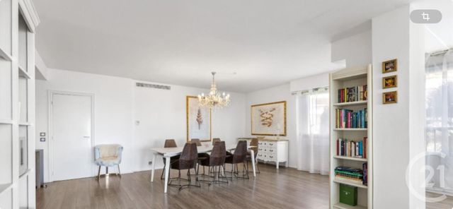 Appartement F5 à vendre - 5 pièces - 181.23 m2 - LE GOLFE JUAN - 06 - PROVENCE-ALPES-COTE-D-AZUR - Century 21 Hanna Logis