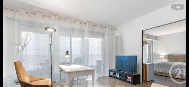Appartement F5 à vendre - 5 pièces - 181.23 m2 - LE GOLFE JUAN - 06 - PROVENCE-ALPES-COTE-D-AZUR - Century 21 Hanna Logis