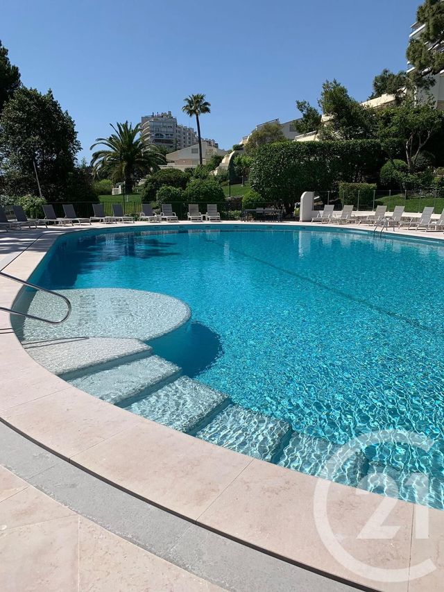 Appartement F5 à vendre - 5 pièces - 181.23 m2 - LE GOLFE JUAN - 06 - PROVENCE-ALPES-COTE-D-AZUR - Century 21 Hanna Logis
