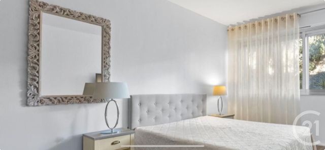 Appartement F5 à vendre - 5 pièces - 181.23 m2 - LE GOLFE JUAN - 06 - PROVENCE-ALPES-COTE-D-AZUR - Century 21 Hanna Logis