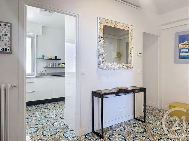 Appartement F3 à vendre - 3 pièces - 88.03 m2 - CANNES - 06 - PROVENCE-ALPES-COTE-D-AZUR - Century 21 Hanna Logis
