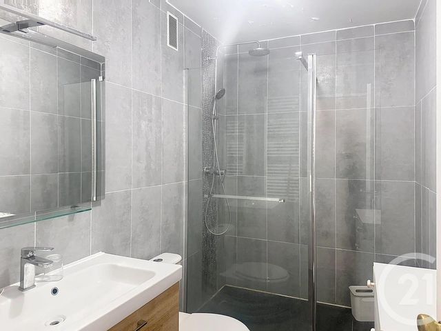 Appartement Studio à vendre - 1 pièce - 29.17 m2 - CANNES - 06 - PROVENCE-ALPES-COTE-D-AZUR - Century 21 Hanna Logis