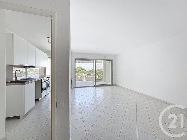 Appartement à vendre - 3 pièces - 71.74 m2 - JUAN LES PINS - 06 - PROVENCE-ALPES-COTE-D-AZUR - Century 21 Hanna Logis